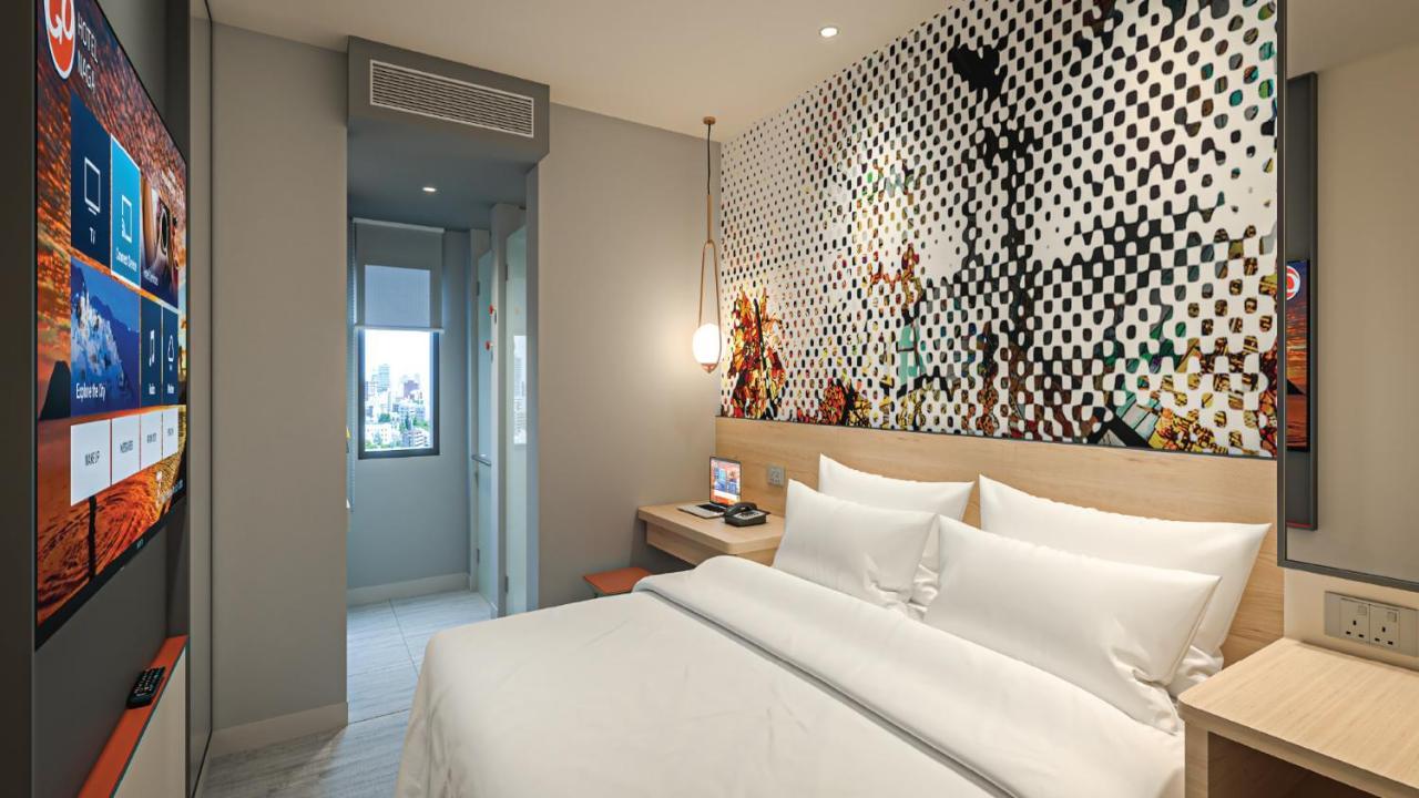 Go Hotels Plus Naga Esterno foto