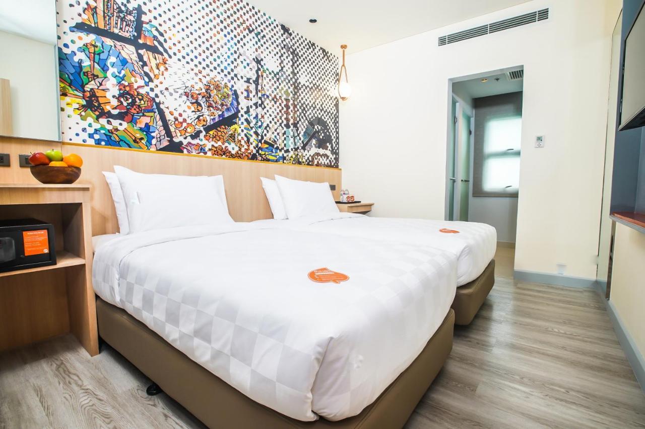 Go Hotels Plus Naga Esterno foto